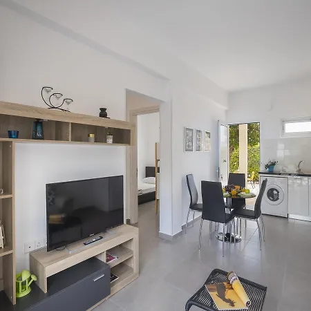 Apartmán Ayios Elias Alice Protaras